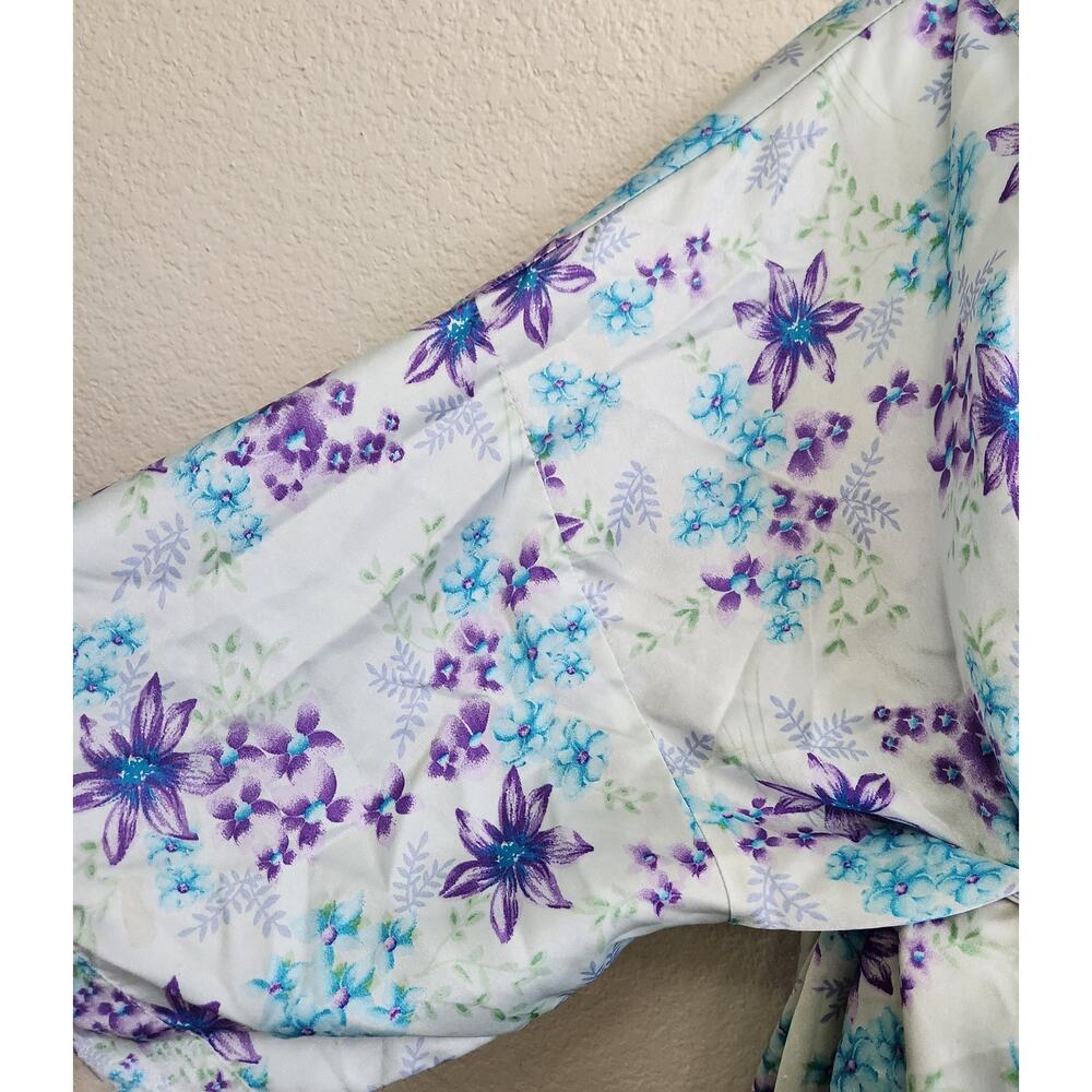 Vintage Secret Treasures Blue Purple Floral Kimono Robe 3XL Plus Lightweight - Picture 2 of 4